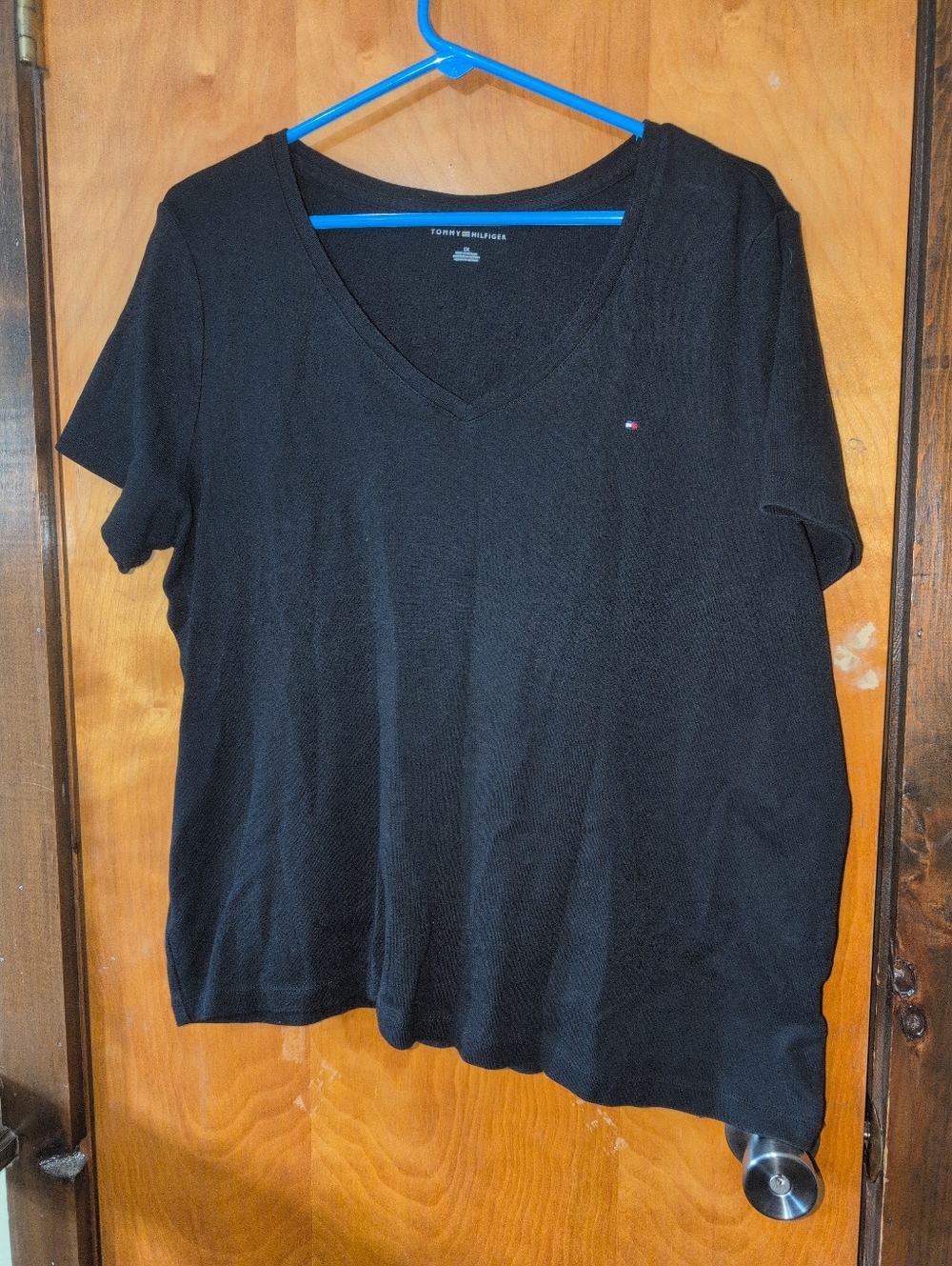 Tommy Hilfiger Woman's 1x Black V Neck T-shirt
